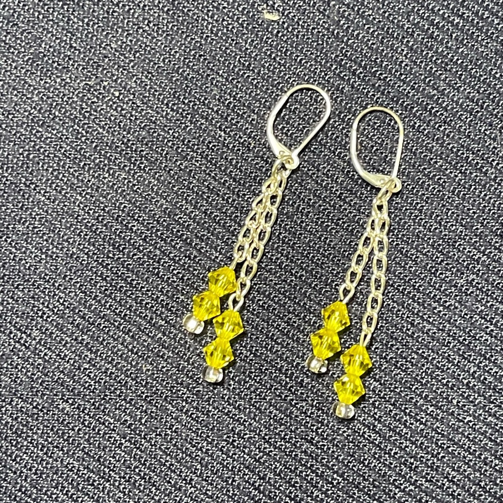 Elegant  New Hand Made Silver and Yellow Crystal Drop Earrings